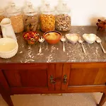 Bed & Breakfast Hall Farm